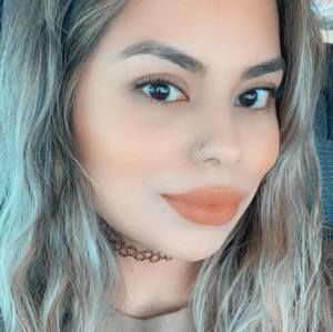 Meet your Posher, Deanna